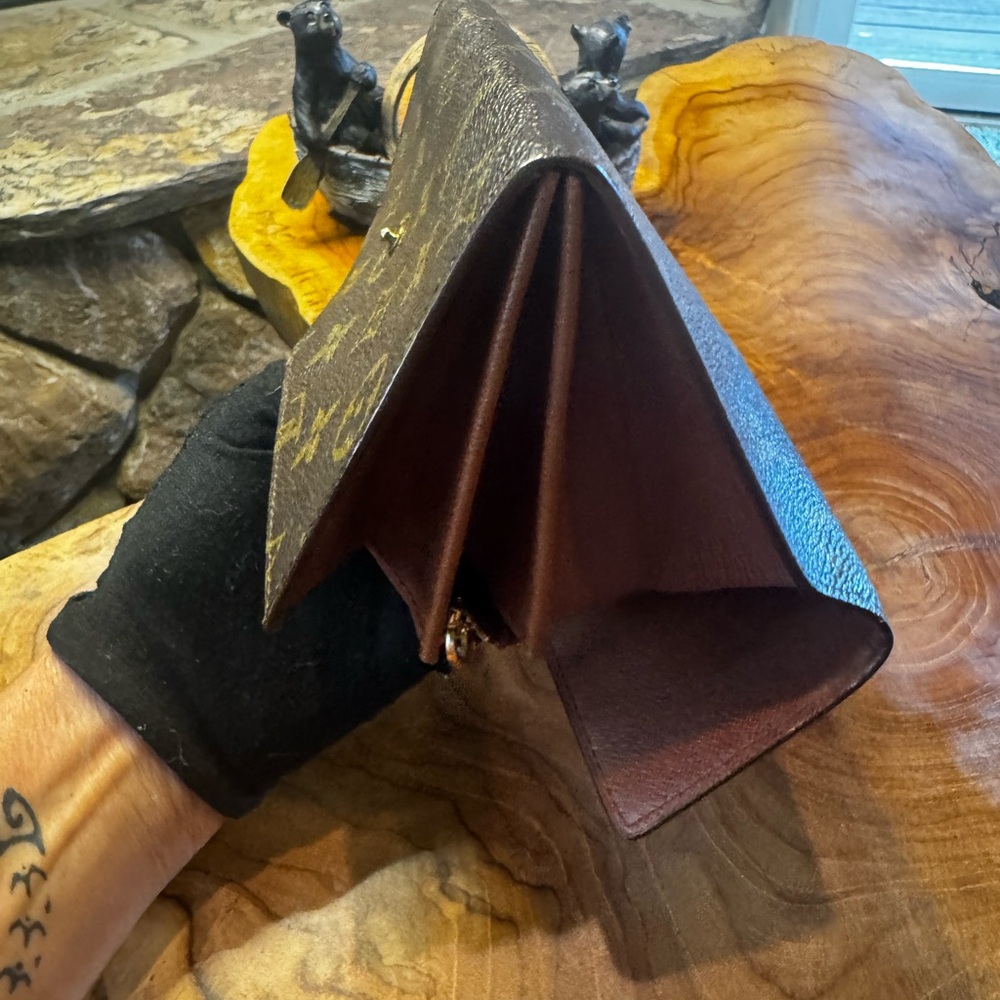 Louis Vuitton monogram long Sarah wallet vintage  Preloved - Picture 10 of 16